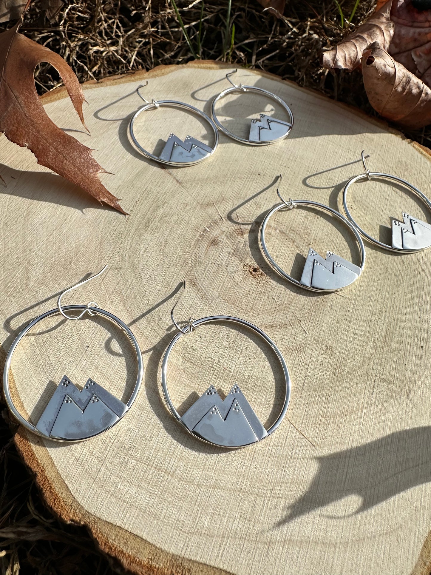 Signature Mountain Hoops (Large)