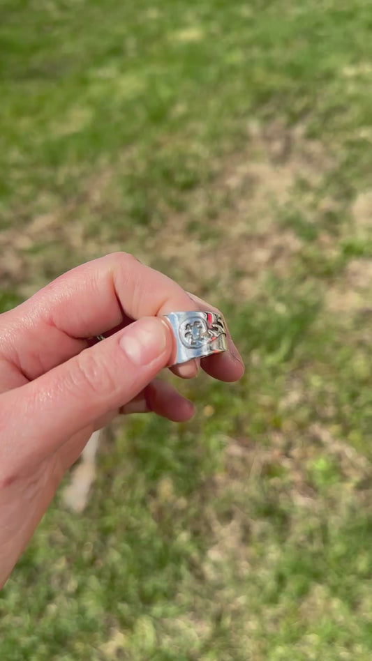 Hopeful Fern Wideband Ring